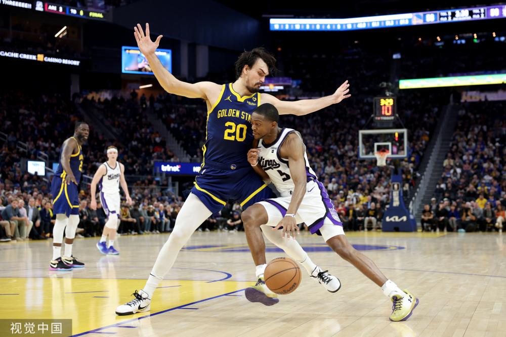 每位球员都 每位球员都