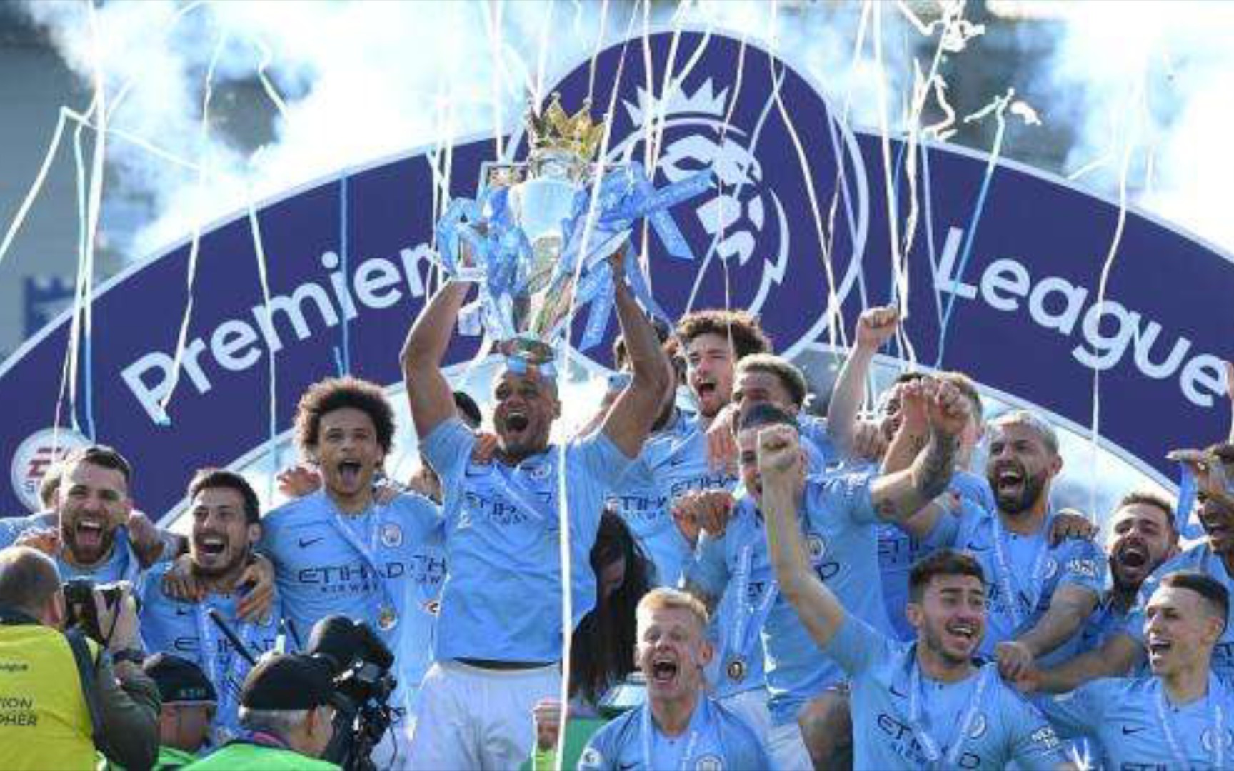 冠半决赛中 冠半决赛中