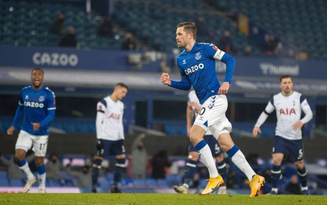 青岛男篮重 青岛男篮重